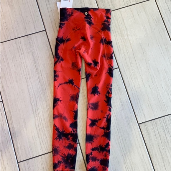 Lululemon invigorate HR TIGHT 25’ - Picture 4 of 4